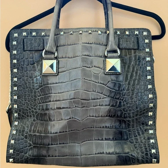 Michael Kors Vintage Croc Embossed Hilton Tote - Picture 2 of 16